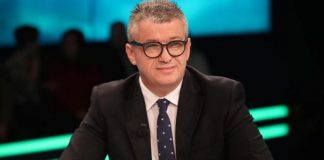 Një luftë me “patriotë” e “tradhëtarë”, që përfundoi nëpër “trarë”!