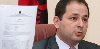 A e di Mirush Kabashi që Besian Pesha është një super hajdut?