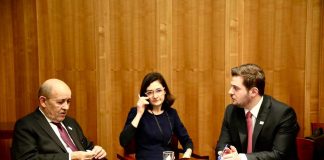 Cakaj takon Le Drian: Shqipëria dhe Franca komunikim intensiv për negociatat