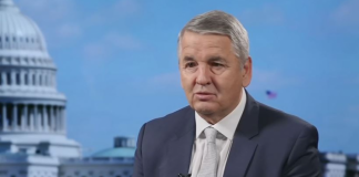 Halim Kosova, kundër Berishës: Nuk vihet në pushtet me dhunë! Idetë, më të rëndësishme se protestat