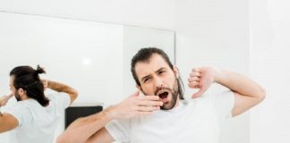 Të flesh pak, të bën keq. Po të flesh shumë?