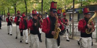 Banda frymore zgjon Tiranën nga monotonia