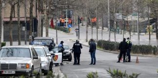 Masat antiCovid/ Nga sot hyjnë në fuqi kufizimet e reja: Mbyllen gjimnazet dhe zgjatet ora policore deri në…