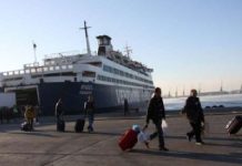 Kaosi në aeroportin e Brindisit, 220 pasagjerë gjejnë zgjidhje për tu nisur drejt Shqipërisë, pjesa tjetër kthehen pas