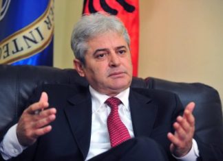 Ali Ahmeti: Dhuna nuk është përgjigje e krizave, duhet maturi e dialog