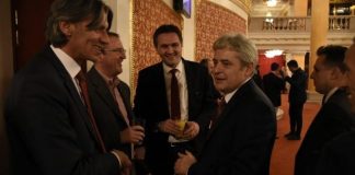 Partitë shqiptare: Jo koalicion me partinë e Ahmetit