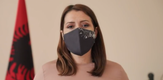 Prej të enjtes maskat me detyrim, Manastirliu: Ul me 60% rrezikun e përhapjes së Covid 19