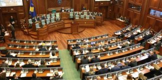 Nuk e dinte për seancën, deputeti kosovar: Qysh me votu prej Pogradecit