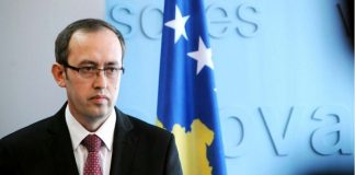 Avdullah Hoti: Nesër i dorëzoj detyrën kryeministrit të ri Kurti