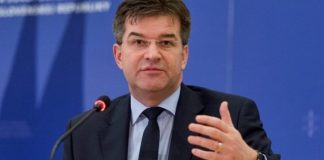 Lajçak: Vazhdimi i dialogut, brenda javësh (Intervista e plotë)