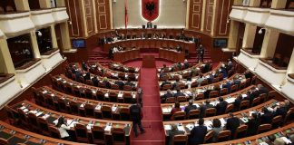 Komisioni Hetimor për shkarkimin e Metës, propozohen emrat për deputetët pjesëmarrës