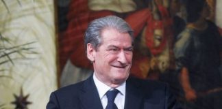 Berisha, ose shah-mat