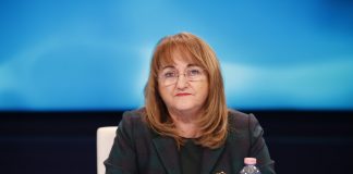 Masat e reja, Rakacolli sqaron: Të vaksinohen edhe shtatzënat, vaksina nuk dëmton organet riprodhuese!