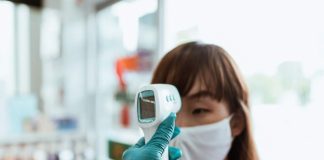 Jo më tampona! ‘Shpiket’ metoda për ta zbuluar nëse jeni i infektuar me Covid
