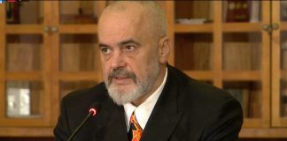 “Mos rri në kafene se të bëhet truri si filxhan kafeje”, Rama u përgjigjet komentuesve