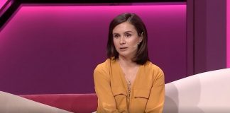 Historia e rrallë/ Lind nga dy prindër shurdhmemecë, vajza: Trembesha nga shenjat, ishte një fëmijëri e trishtë