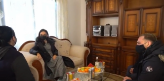 “Ndryshe nga ç’flet ansambli i gjumit”/ Iu dëmtua shtëpia nga tërmeti, familja Maloku: Qeveria na u gjend që në orën e parë