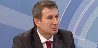 Servilizmi ndaj Berishës nuk ka kufij, Kadilli: Ai prodhon më shumë se e gjithë PD-ja bashkë