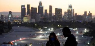 Mosmbajtja e maskës, ja ndëshkimet në Los Anxhelos