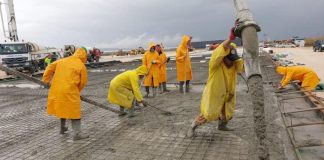 Punime intensive në Spitalin Rajonal të Fierit/Balluku: Pavarësisht reshjeve të dendura, nis hedhja e themeleve në seksionin B