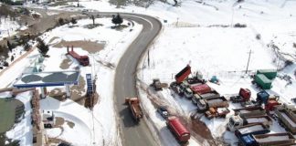 ARRSH: Qafë Thana e pastruar nga bora, vazhdon puna për eleminimin e ngricave