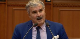 Skandali/ Mësuesja ndërroi jetë 4 muaj më parë, Kujtim Gjuzi e përfshin në listën e kandidatëve për deputetë