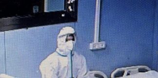 “Jam i dëshpëruar!” Thirrja e fortë dhe trishtuese e një infermieri