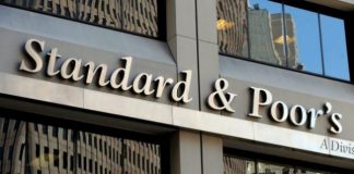 Standard & Poor’s konfirmon perspektivë “të qëndrueshme” për Shqipërinë: Ekonomia do të rritet me rreth 4.5%