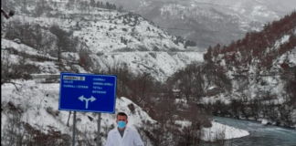 Infermieri i memeve ka një emër. Admir Qehaja: Kjo është puna ime!