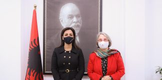 Ministrja Kushi takim me Ambasadoren Franceze në Tiranë: Forcojmë bashkëpunimin në çështje që lidhen me arsimin, sportin dhe rininë