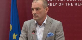 Deputeti shqiptar në Maqedoni: Ministri i Jashtëm duhet t’i kërkojë falje publike Tiranës