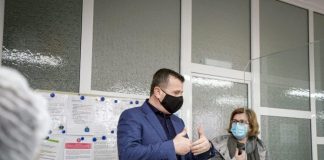 Balla në fabrikën e montimit të aparateve mjekësore: Klima e mirë e ndaj biznesit dhe bashkëpunimi me Gjermaninë ka rritur prezencën e bizneseve gjermane në Shqipëri