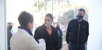 Manastirliu-Veliaj inspektojnë qendrën e re shëndetësore Lanabregas: 52 qendra shëndetësore të rehabilituara vetëm në Tiranë, nis rritja e pagave 40% për mjekët dhe infermierët