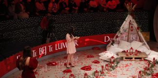 “A dëshiron që të vazhdojmë martesën?”, Problemet ekonomike u bënë pengesë për dashurinë e tyre, burri i propozon live për herë të dytë