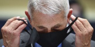 Fauci: Vaksina kundër COVID-19 duhet të jepet për çdo vit