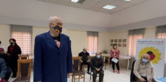 Batutat me Ramën, Vaksinatorja e vjetër: Vaksinimi bëhet pa doreza, jemi mjeshtre prej 30 vitesh