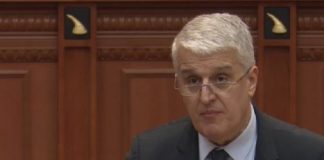 Vota e emigrantëve, ministri Majko: Në këto zgjedhje detyrim ligjor, nuk mund të presim konsensusin e opozitës për të respektuar ligjin