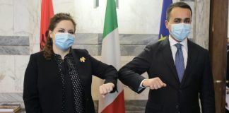 Ministrja Xhaçka takim me homologun Di Maio: Arrihet marrëveshja mes Shqipërisë dhe Italisë për njohjen reciproke të lejeve të drejtimit të automjeteve (Video)