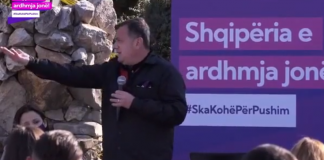 “Nesër nis vaksinimi masiv në Elbasan”/ Balla: Mund të shohim drit në fund të tunelit