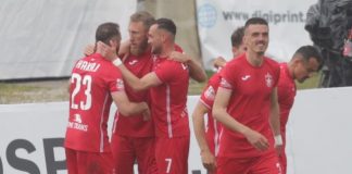 Derbi ngjyroset me të kuqe, flasin trajnerët