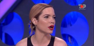 Dalin të palarat! Sara ka puthur Rinianin në prapaskenë. Të dy në një zë: Ishte shkarazi!