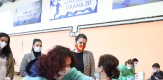 Mbi 6 mijë mësues të vaksinuar, Manastirliu: Vendimi i EMA-s, rritet pranueshmëria për vaksinën