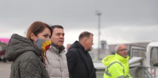 Mbërrijnë 10 mijë doza vaksine Sputnik, Manastirliu-Ahmetaj: Priten sasi të tjera vaksinash, për të nisur vaksinimin masiv