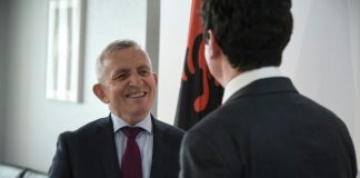 Ambasadori Minxhozi takim me kryeministrin Kurti: Përkushtim për forcimin e marrëdhënieve midis dy vendeve tona