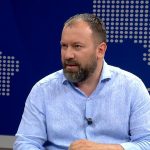 A do ndërhyhet në ndarjen territoriale?/ Paskuqani, Mazniku: Të pyeten qytetarët. Duhen reforma të qenësishme