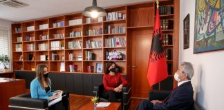 Ministrja Evis Kushi: Mirënjohje Japonisë për mbështetjen në procesin e rindërtimit të shkollave gjatë viteve të fundit