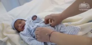 19-vjeçarja me COVID-19 sjell në jetë foshnjen tek “Shefqet Ndroqi/ Rama: Ia kanë dalë për mrekulli të kalojnë sfidën më të vështirë të jetës