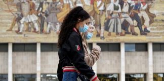 Koronavirusi/ Epidemiologu Simaku: Shumë shpejt do të kthehemi në normalitet