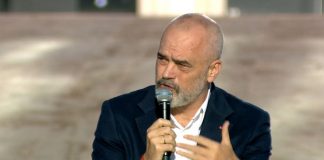 Vaksinimi masiv dhe takimet e Bashës, Rama: Dy botë, njëra lufton për të shpëtuar jetën e të gjithëve pa dallim, tjetra bën përsheshe me virus për politikë