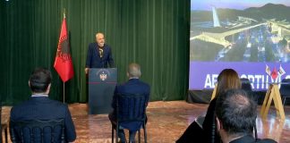 Marrëveshja për aeroportin e Vlorës, Rama: Ky moment për mua më i rëndësishëm se vaksina, më jep mundësi të buzëqesh